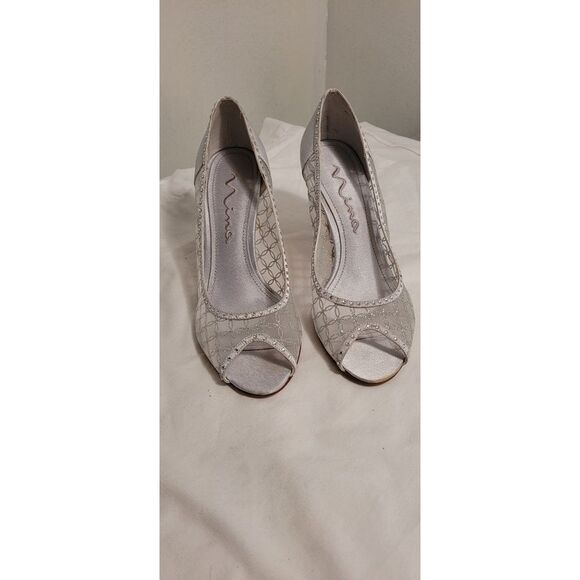 Gold sparkly heels - Picture 3 of 4